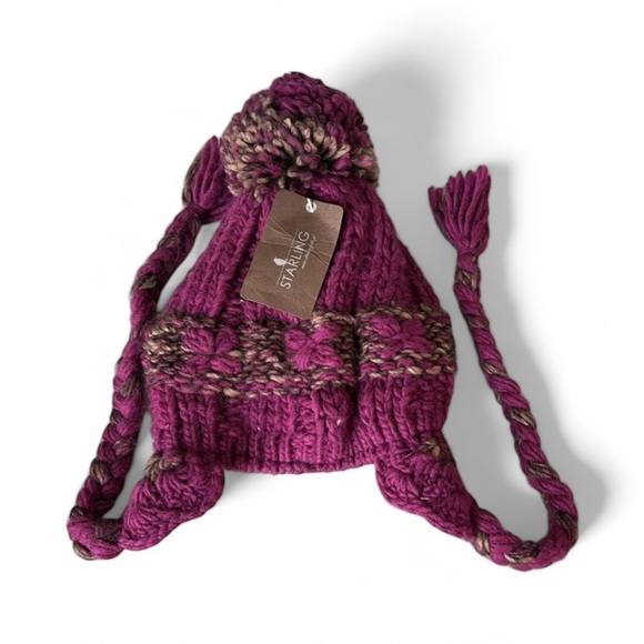 Starling Woman's Winter Hat Pom NEW! - Picture 3 of 4